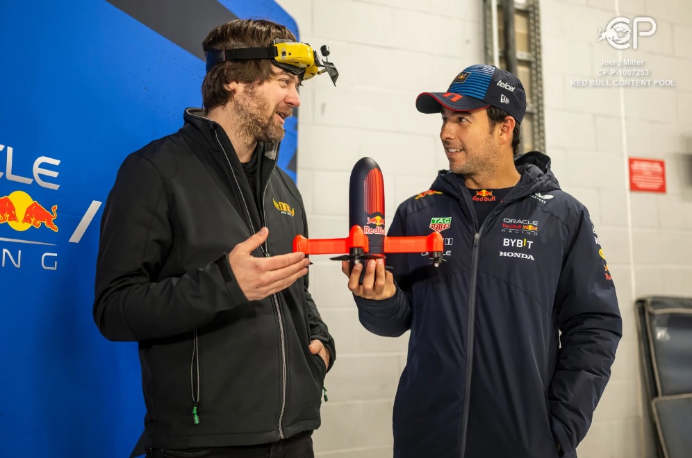 Ralph Hogenbrik ve Sergio Perez'in drone görüntüsü