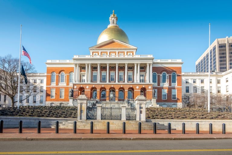 the,massachusetts,state,house,,situated,atop,beacon,hill,in,boston,