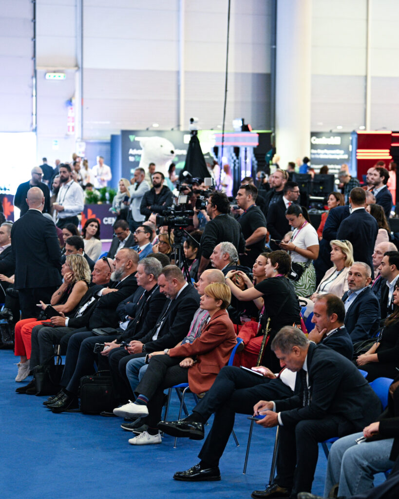 rom25 exp opening insta 2447