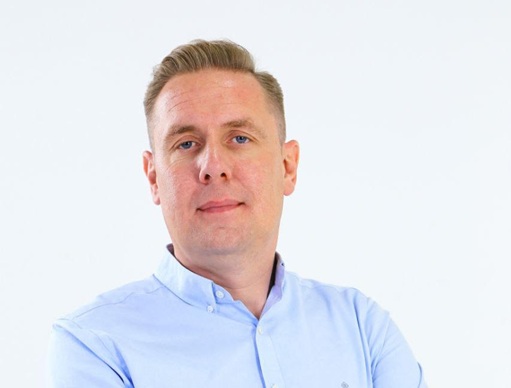 1XBET Accelerates Global Growth with Strategic Hire of Simon Westbury
