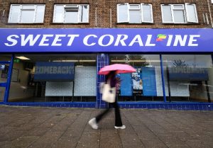 Read more about the article SWEET CORAL-INE!  BOOKMAKER SHOWS SUPPORT FOR THREE LIONS WITH UNIQUE WEMBLEY SHOP FRONT
