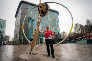 Read more about the article Three giant, golden darts land in Cardiff to celebrate the start of the 2024 BetMGM Premier League
